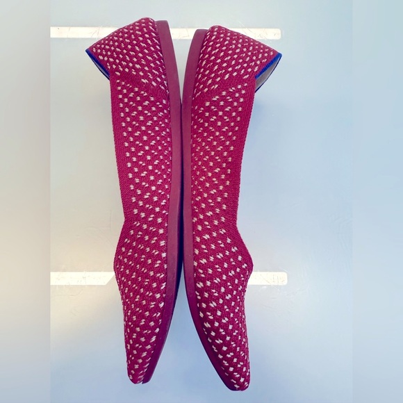 Rothy’s Red Apple Honeycomb Point RETIRED Size 8.5 EXC - Picture 3 of 9